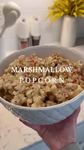 A must for movie nights🍿✨🤍  #lesserevilpartner #EasyRecipe #popcorn #marshmallowpopcorn #lesserevilpartner #recipes #movienightsnacks #dessertrecipe #nobakedessert #snackideas   @LesserEvil Snacks 
