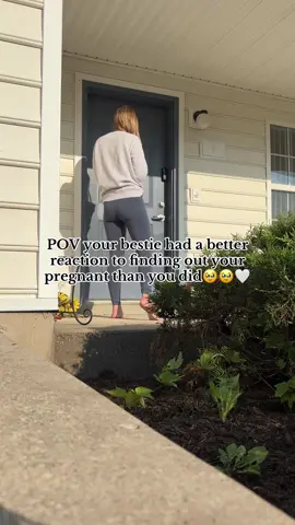 Okay who was more excited when you found out you were pregnant…You or your Bestie??😂😂#pregnancy#pregnancyannouncement#pregnancyjourney#pregnanttiktok#pregnant🤰#pregnancytiktok#pregnantmama#babynumber3