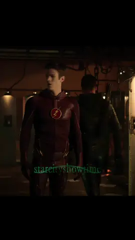 #arrow #oliverqueen #thehood #greenarrow #dc #arrowverse #flash #barryallen #theflash