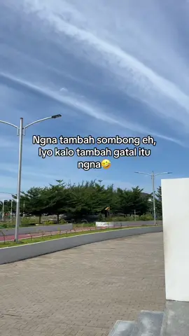 Gatal sampe😂#malukuutara🇮🇩 #fyp #katakata #fyp #fypfiralシ #titi #lewatberanda #storytime #fyppppppppppppppppppppp #malukupride🏝🔥 #kece #kasefyp 