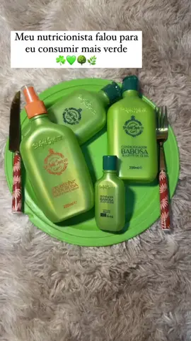 Nao pode fajyar o verde no dia a dia, super importante 💚 . #goldspellcosméticos #everkcosmeticos #cabelosaudavel #tonicopoderoso #linhababosaeazeitedeoliva #meme #viral_video 