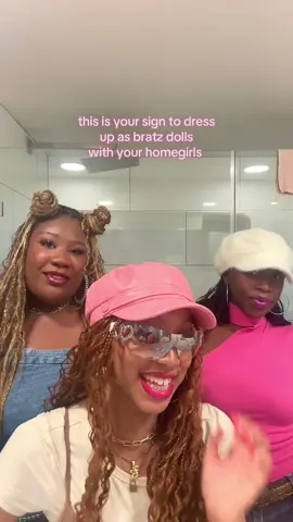 we’re the girlz with the passion 4 fashion  #blackgirlhalloweencostume #halloweencostumes #halloweencostumeblackgirl #bratzhalloween #bratzhalloweencostume #baddiehalloweencostumes #halloweenlook #halloweenmakeup #costumeideas #curlyhairhalloweencostume #spookyseason #spookyszn  #spirithalloween @bratz #lastminutehalloweencostumes #collegehalloweencostumes #halloweenparty @skyee_lovee @lesbunny 