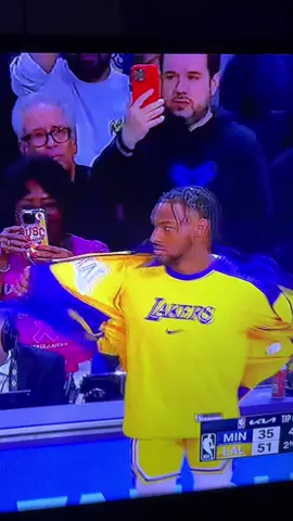 Replying to @Bak lebron and bronny #greenscreen #NBA #basketball #nbabasketball #lebronjames #bron #lebron #bronny #bronnyjames #anthonydavis #tatum #brunson #anthonyedwards #lakers #celtics 