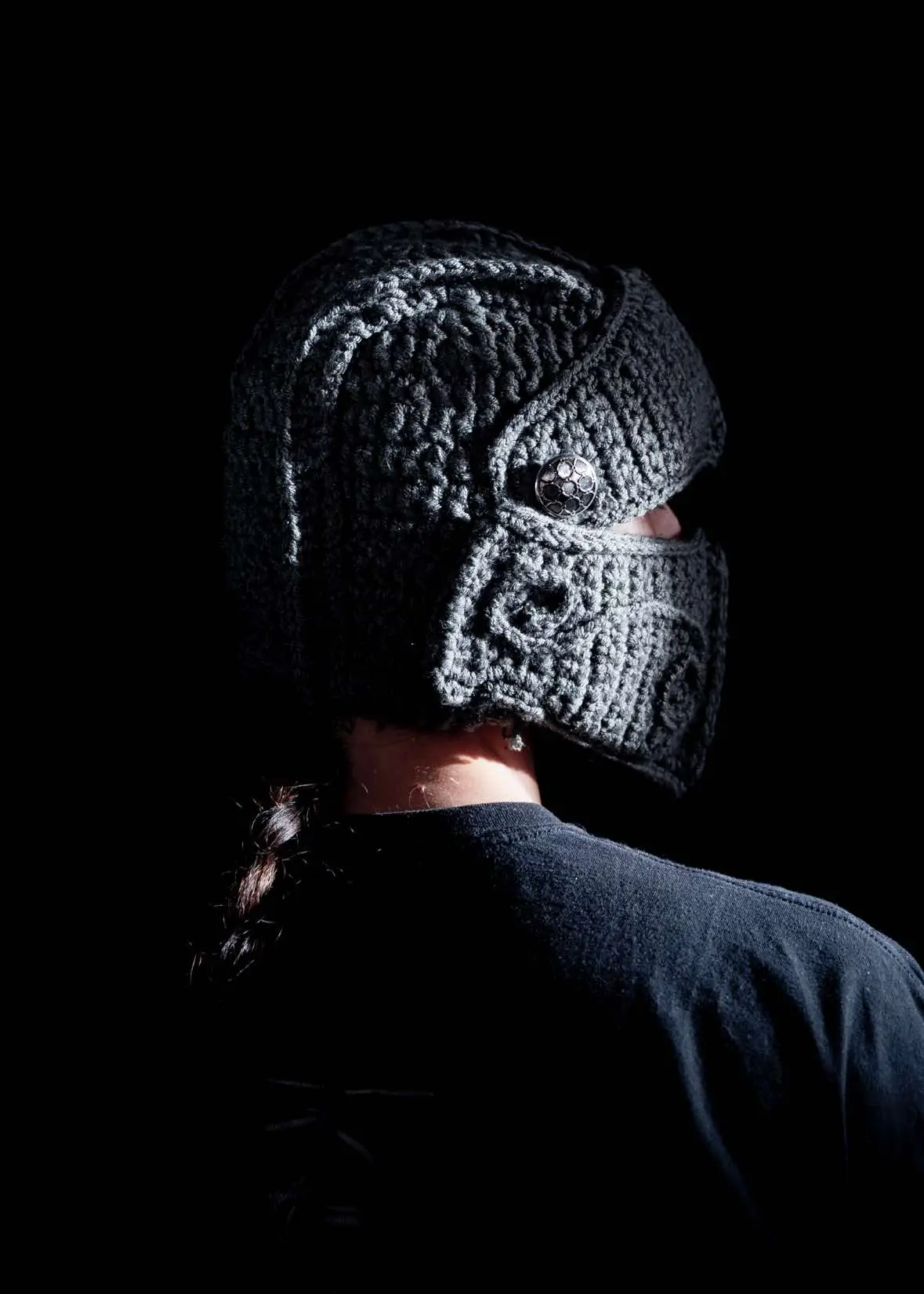 Crochet Knight helmet for my boyfriend ⚔️ Inspired by @tatay  #crochet #crochetersoftiktok #knight #knighthelmet #art #photography #fy #fyp 