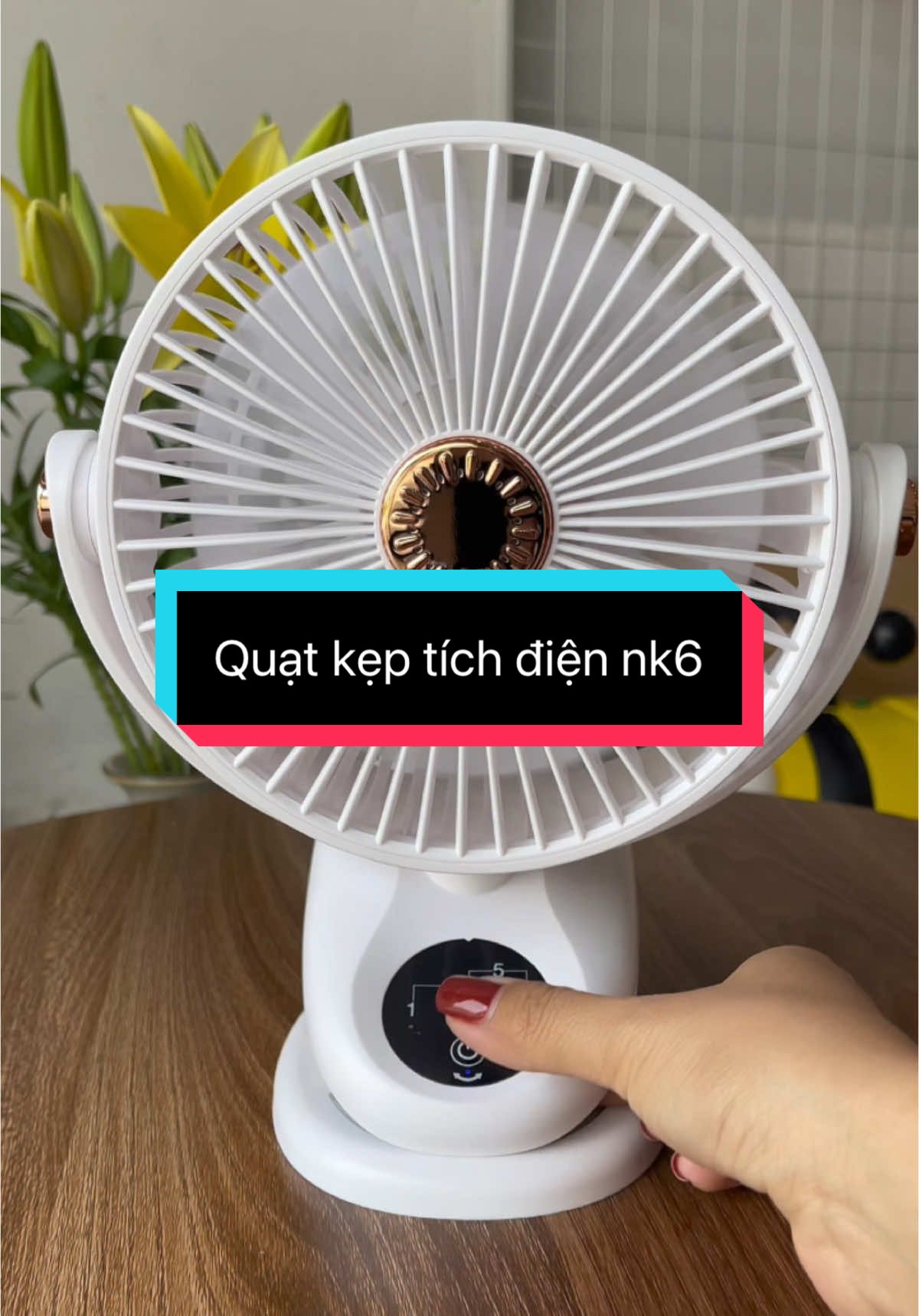 Quạt kẹp tích điện đa năng nk6, 5 cấp độ gió, quạt khoẻ êm, tự động xoay. #quatkeptichdien #quattichdienpintrau #quattichdienmini #quatkeptichdienmini #xuhuong 