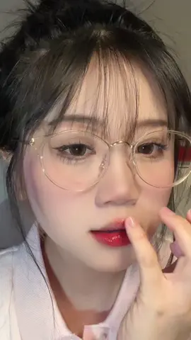 mua được cây son đáng đồng tiền bát gạo quá đeeeeee#colorkey#keymakeupcolor#fyp#sonMLBB#goclamdep#xh#viral#sonxinh
