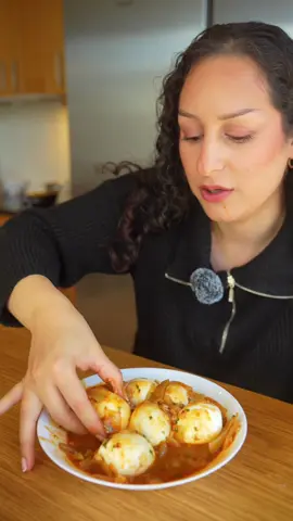 Egg boil med recept från @By Nay A 🥚 såsen på min haka.. 🥲 