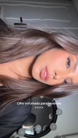 Juro meu olho tiva até mais claro com essa make 🤌🏽  #makeup 