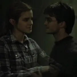 #HARMIONE - I don’t believe in god but i believe that you’re my saviour💞 || #harrypotter #hermionegranger #children #dance #fyp #emmawatson #soulmate #hptiktok #edit #viral 