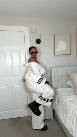 Effortless Style with @adidas  All items are in my LTK, link in bio!! #createdwithadidas #adidaspartner #ootdfashion #liketkit 