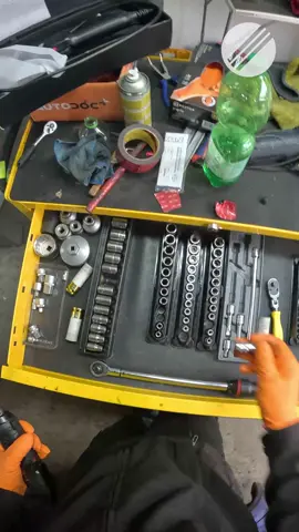 Service Volvo C30 #sweden #volvo #c30 #maintenance #mechanic 