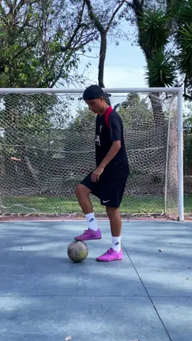 tutorial dessa caneta linda!🔥 #tutorial #futebol #skills #dribles #fy 