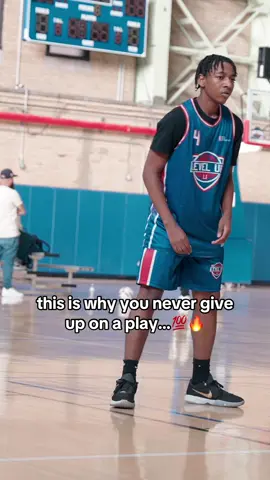 Never give up on a play🔥 #fyp #aau #hustle 