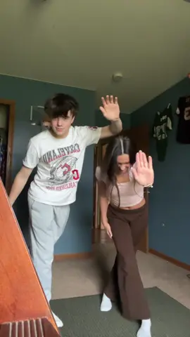 okay but wait@Clinton 