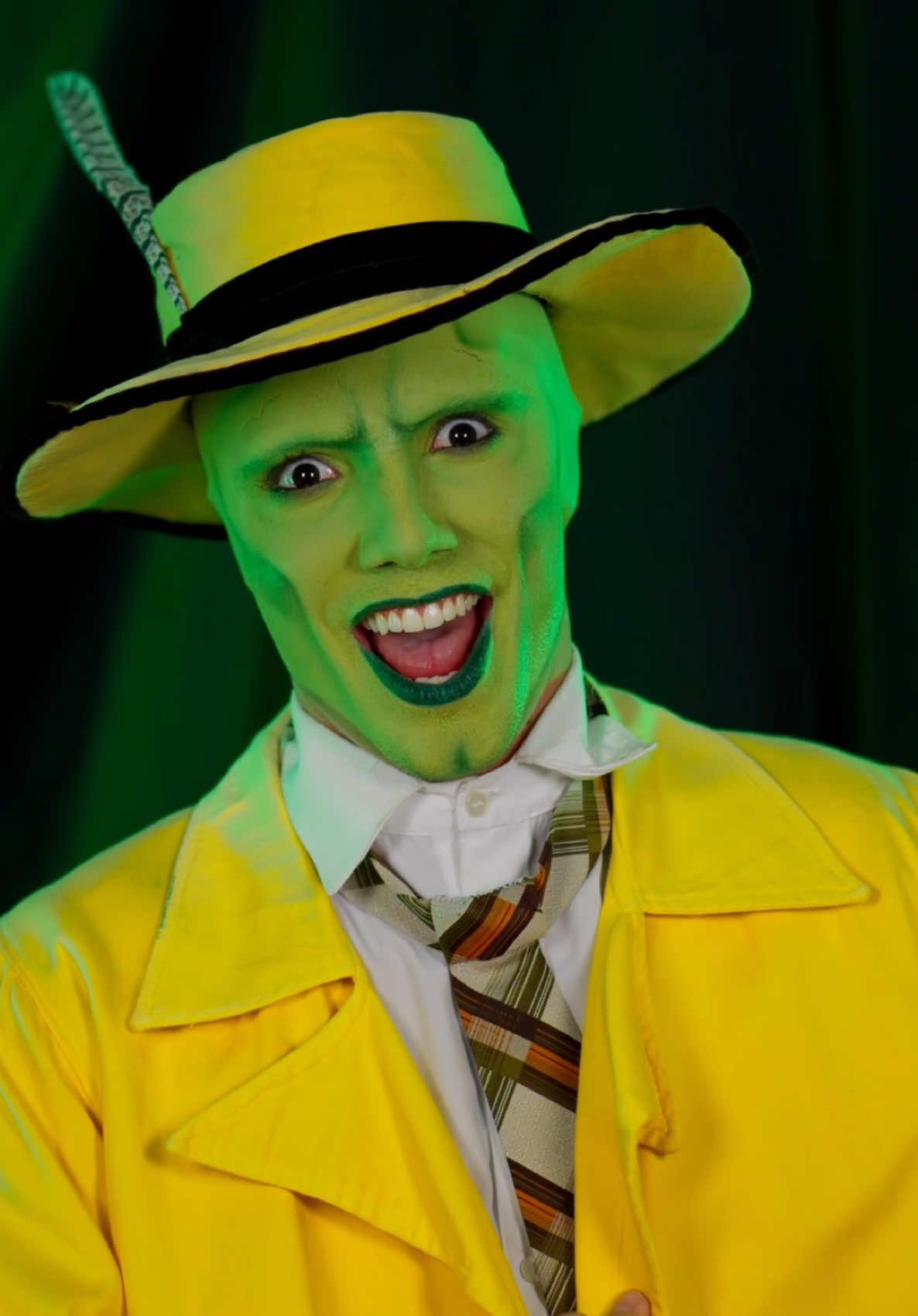 O MÁSKARA! #makeup #themask #halloweenmakeup 