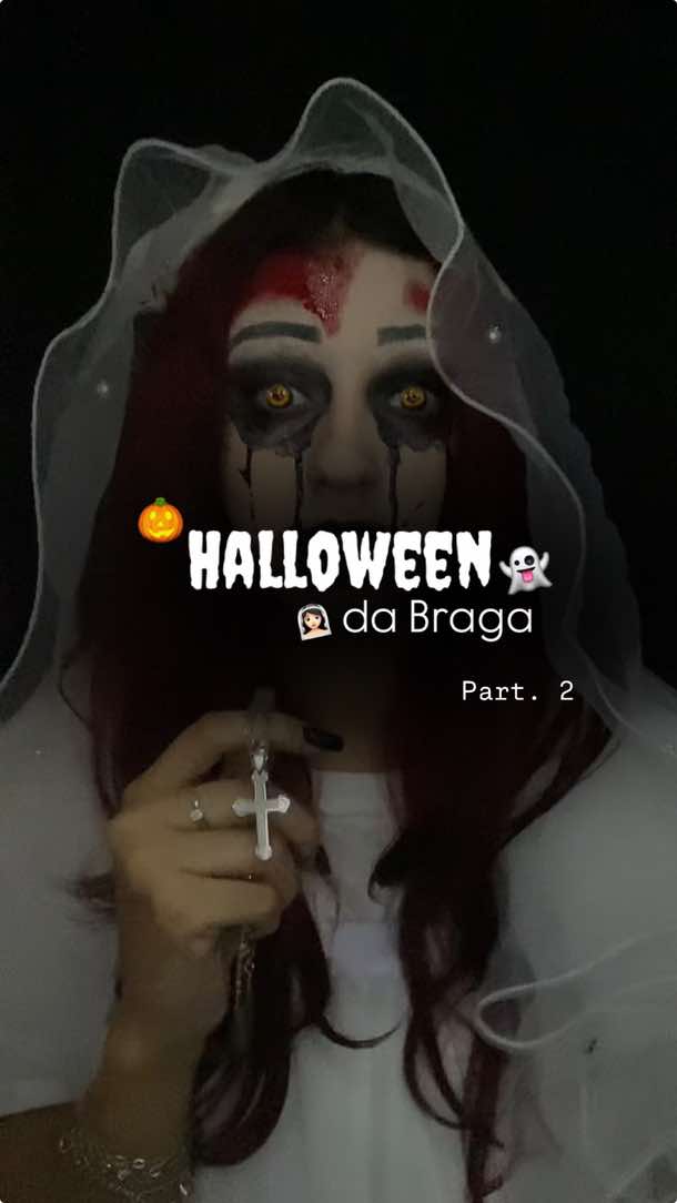 Segundo dia do halloween da Braga! 👰🏻‍♀️🎃👻 #halloween #halloweenmakeup #make #achorona 