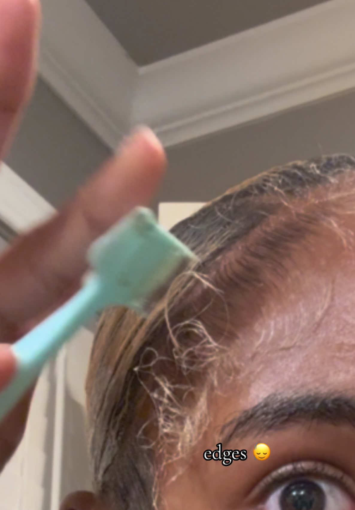 edge tuttt #foryou #foryoup #fypageシ #fy #honeyblondehair #dyedhair #naturalhair #edgestutorial 