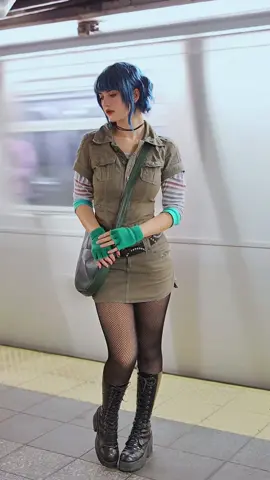 Shes got battle scars, dude ⭐️ Had to catch a lil subway video during #nycc 💖 subspace highway was down 🤷‍♀️ #ramonaflowers #ramonaflowerscosplay #nycc2024  #scottpilgrimvstheworld 