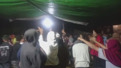 di Asikin aja 🙌😎#lagubimadompuviral #fyp #bimapride🌴 #tongronganmalam #fyp 