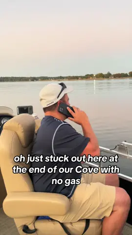 Lake adventures 🤦‍♀️😂 So thankful for great neighbors 🫶 #wholesome #kidsoftiktok #stuttsfamilyfun #lakelife #family #boat 