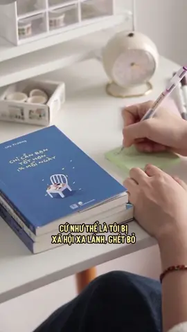 Đừng thương hại nếu thấy tôi làm gì đó một mình, bởi vì tôi thích như thế và tôi đang tận hưởng cuộc sống theo cách của riêng tôi mà thôi ^^ #carobooks #sachhay #docsach 