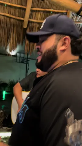 Es que mi amor por ti, aún crece mas con el paso del tiempo😍😍 #sonora #regionalmexicano #parati #viral #fyp #musica #mexico #chalorosas 