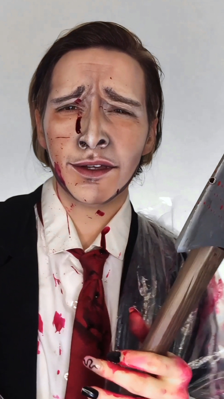 Replying to @amyvictoria93 ❗fake blood❗ TRY GETTING A RESERVATION AT DORSIA NOW!! #patrickbateman #transformationmakeup #celebritymakeup #halloweenmakeup 