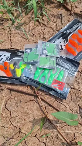 #ตกปลาช่อนข้างทาง #เหยื่อปลอม #ตีเหยื่อปลอม #เหยื่อยาง 