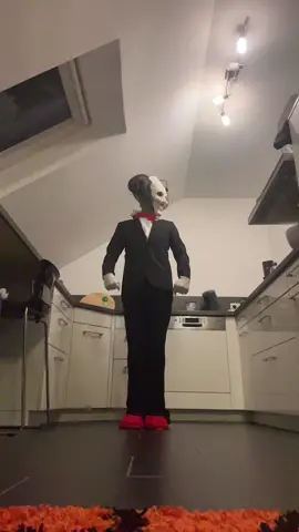 Bachata mood #billy #bachata #mood #saw #cosplay #funny #fyp #german 