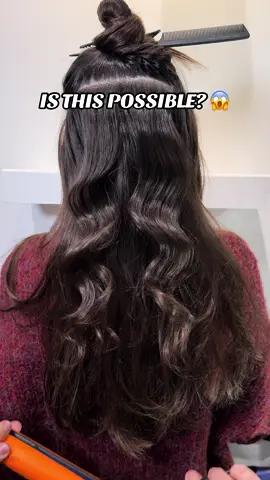 double wave with ghd plate 💙 #hair #hairstyle #hairtutorial #haircolor #haircut #waves #waveshair #ghd #matrix #lorealprofessionnel 