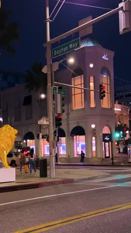 Cruising in Beverly Hills, California 🌴 #losangeles #la #california #beverlyhills 