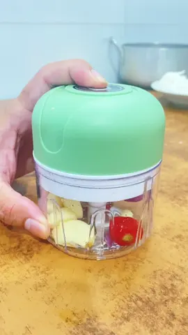 Máy xay tỏi ớt mini cầm tay sạc pin, 250ml. Tiện lợi cực kỳ #maysaytoiotmini #maysaytoiot 