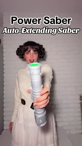 Power Saver auto-extending & retractable toy saber from @Goliath Games 🌟 #starwarstoys #starwarstyle 