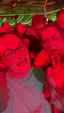 #BestFriends #foryoupage #erinnerung #viral #bierkönig #malleistliebe #mallebesteleben #inselfieber 