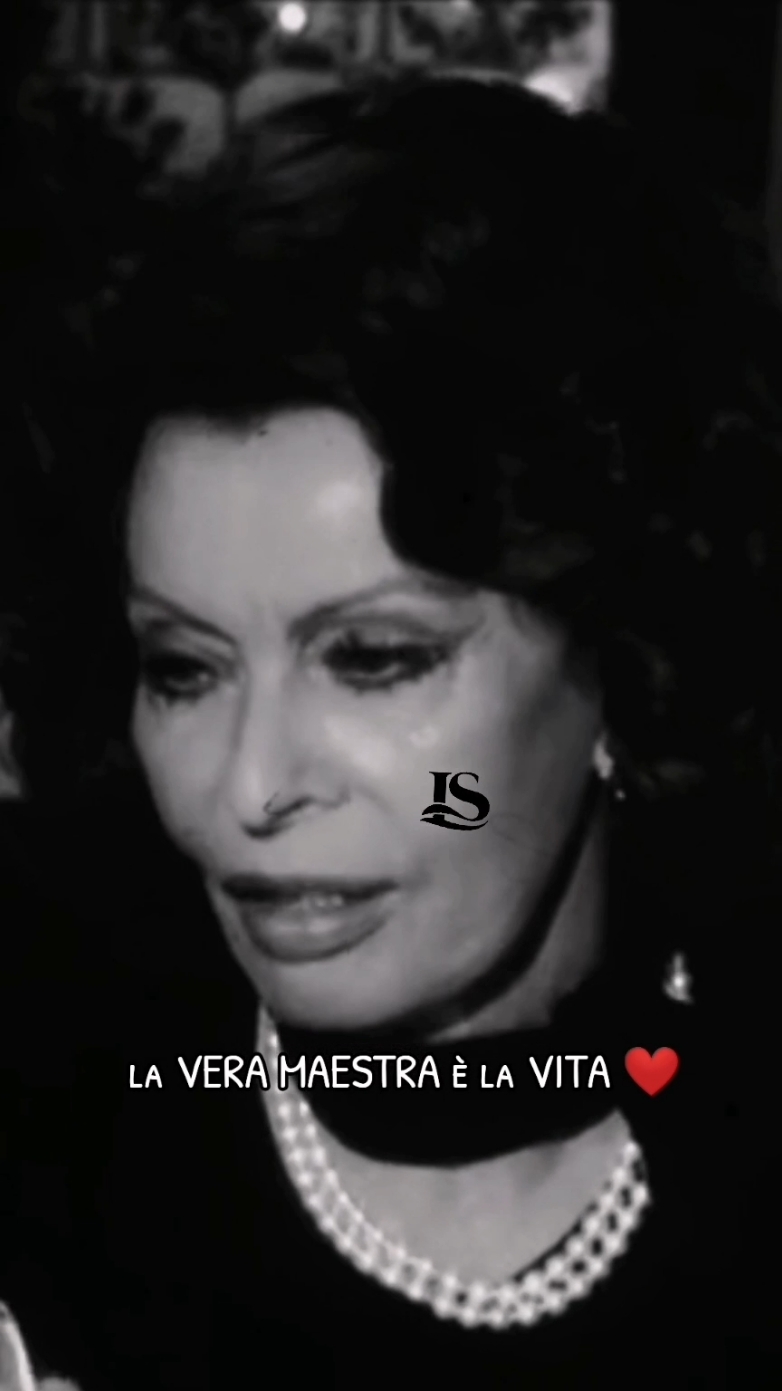#verità 👍🏻👏🏻 #vita #frasidivita #sofialoren #cit #amore #cuore #felicità #famiglia 