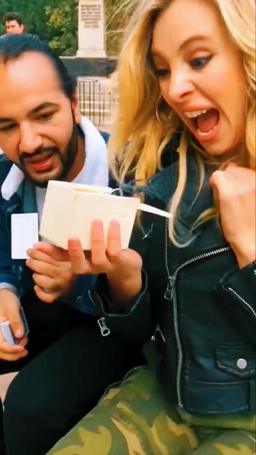 Hahaha 😂😂😂 | Must Watch | Funny Video... #funnyvideos #FUNNY #funnyvideo #VIRAL #foryou #foryoupageofficiall #TRENDING #FORYOU #trendingvideo #foryoupageofficiall #viraltiktok #FYP #unfreezemyacount #UK #unitedkingdom #London #Manchester #newcastle #londonbridge #england 