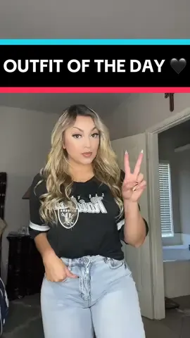 OOTD🖤 #OOTD #outfit #outfitinspo #outfitideas #outfits #outfitsinspo #outfitoftheday #fashiontiktok #fashiontok #fashionessentials #fashioninspo #comfyoutfit #comfyootd #comfystyle #raiders #lasvegas #lasvegasraiders #raidersoutfit #raidersoutfits #raidersoutfitwoman 