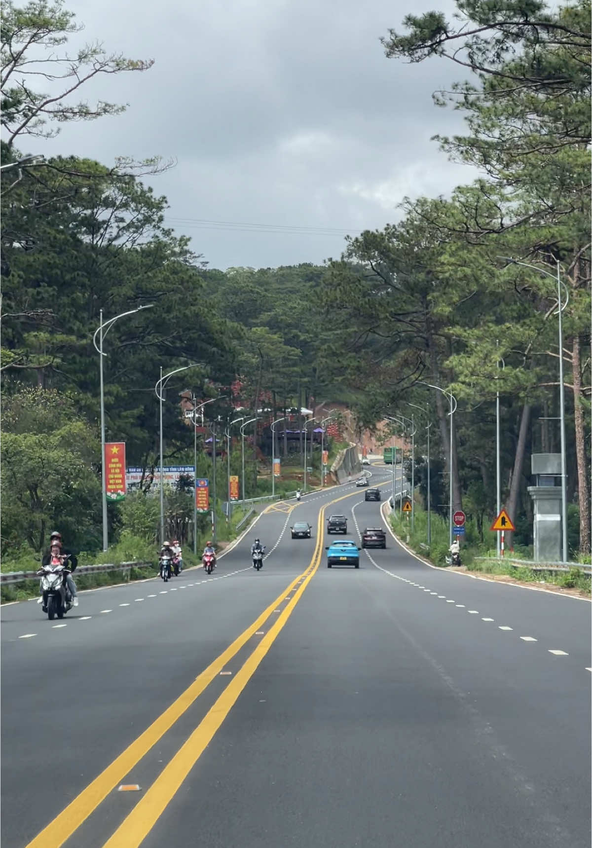 Đi lên đèo Prenn là biết Sắp đến Đà Lạt rồi #dalat #thanhphodalat #tiendalat #rongchoidalatgroup #reviewdalat #dalatreview #dalatstory #langthangdalat 