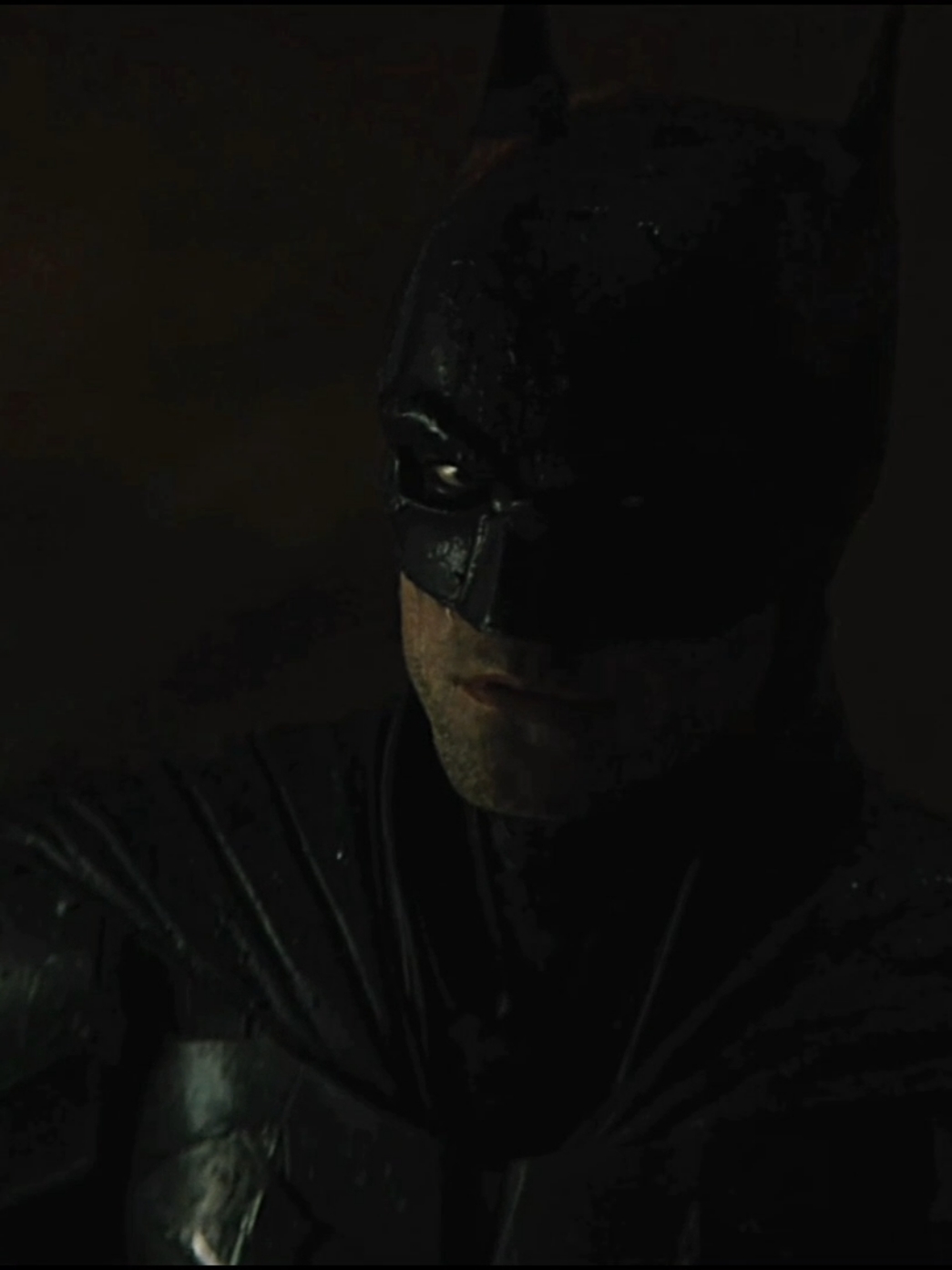 Thursday, October 31st #thebatman #thebatman2022 #thebatmanedit #robertpattinson #robertpattinsonedit #mattreeves #dc #cinema #cinematic #cinematography #cinematok #batman 