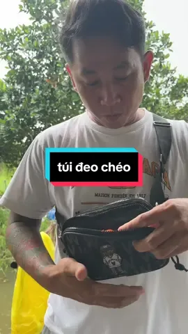 túi đeo chéo nhỏ gọn