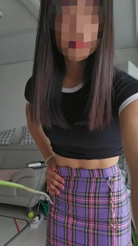 #추천 치마가 안내려가요..