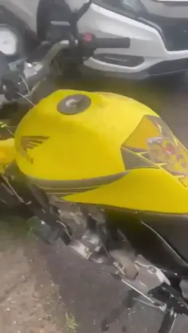 එහෙට වඩා මෙහේ සැපේ එයා 🥺❤️‍🩹😍#CapCut #foryou #foryoupage #fypシ #onemillionaudition #trending #sl_tik_tok @RUWANGA..... 🥀❤️‍🩹 @Bumitha Rathnasiri @#_Dew_# @Savi Jayathilaka 