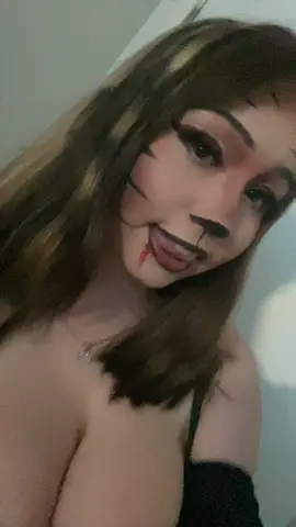 Rawr xd (caption is ironic)