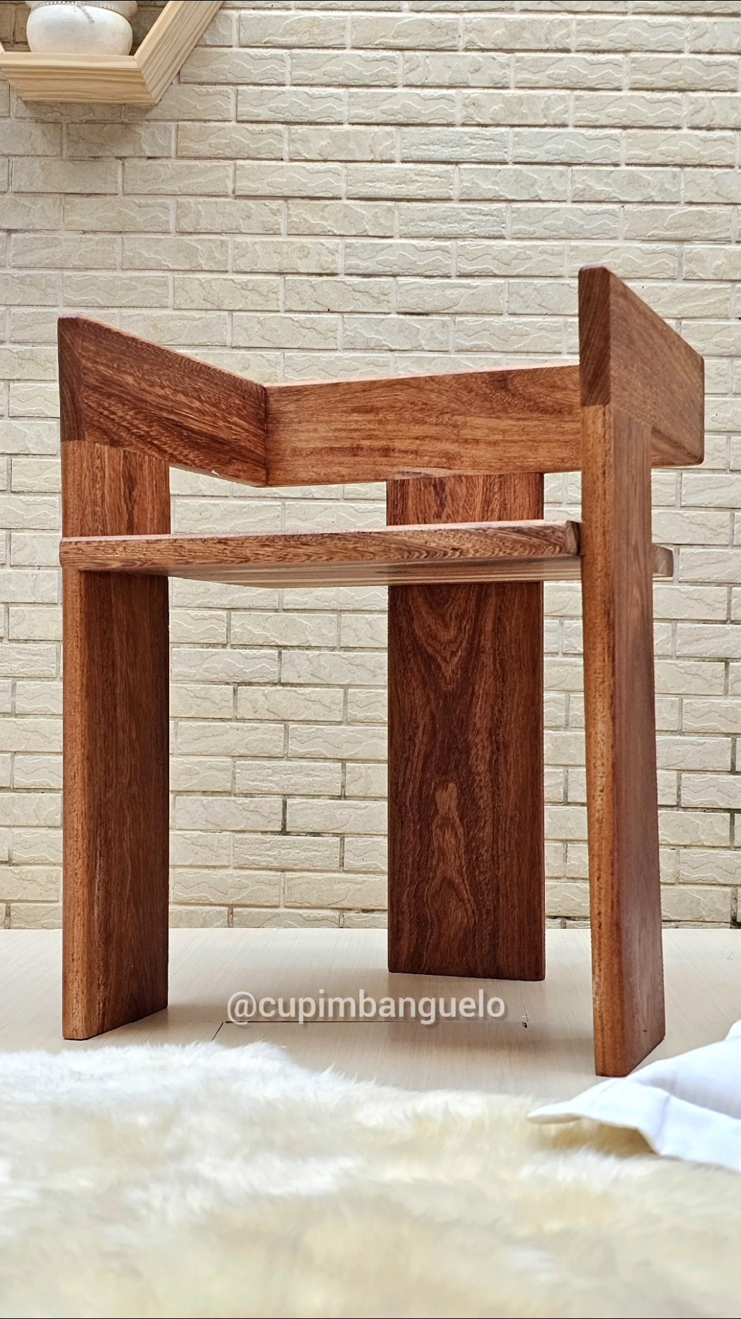 Passo a passo é aqui no nosso perfil! #decoração #arquiteturadeinteriores #minhacasa  #moveisplanejados #decoracion #mdfpersonalizado #móveis #cupimbanguelo #ideiascriativas #obra #artesanato 