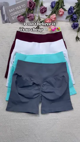 This sports jumpsuit is a must-have in my wardrobe.#fashion#fyp#jumpsuit#sportsjumpsuit#tiktokshopblack#tiktokshopblackfriday#falldealsforyou#longsleeve#jumpsuityoga#gym#workout#sportswear#cut#backless#90sclolthes#womenclothes#blackfridsay#blackdeals