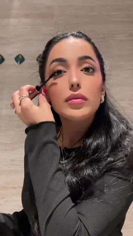 #foryoupage #foryou #fyp #foryourpage #fypage #viral #makeup #makeuptutorial 