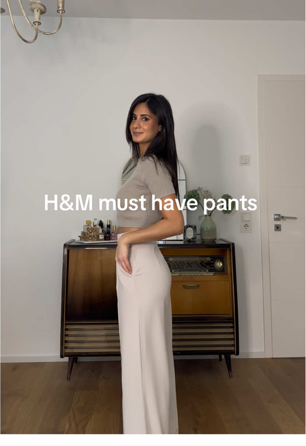 Fave pants!! #foryou #fy #foryoupage #fyp #fürdich #fypage #inspo #viral #OOTD #outfits #fashiontiktok #outfit #fashion #fallfashiontrends #hm #hmhaul #hmxme #hm2024 #outfitideas #outfitinspo #inspo #capsulewardrobe 