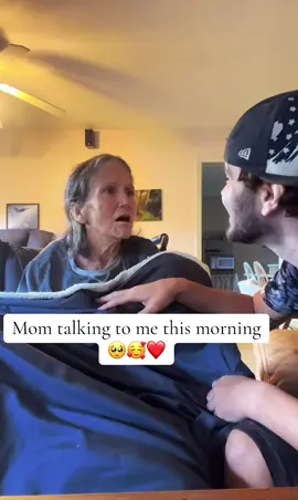 I love you so much mom. Never forget that❤️❤️🥰 #dementiaawareness #dementia #Love #caregiver #mom #son #family #familycaregiver #iloveyou 