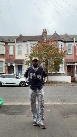 Todays outfit #fashiontiktok #streetwear #yankees #outfitideas 