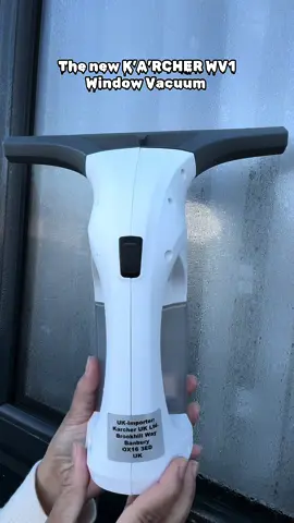 My new home Gadget from K’A’RCHER #windowvac #windowvacuum #condensation #condensationhack #windowclean #windowcleaning 